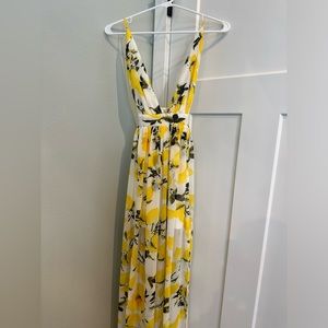Miss Avenue lemon dress size small